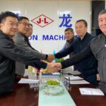 ТҮРКІСТАН ОБЛЫСЫНЫҢ ДЕЛЕГАЦИЯСЫ ҚЫТАЙДЫҢ ИУ ҚАЛАСЫНДАҒЫ АЛПАУЫТ КӘСІПОРЫНДАРДА КЕЛІССӨЗДЕР ЖҮРГІЗДІ